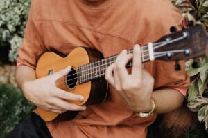 góc gảy đàn ukulele